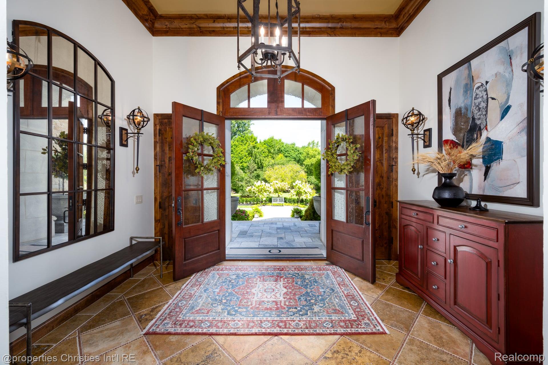 47765 Bellagio Drive