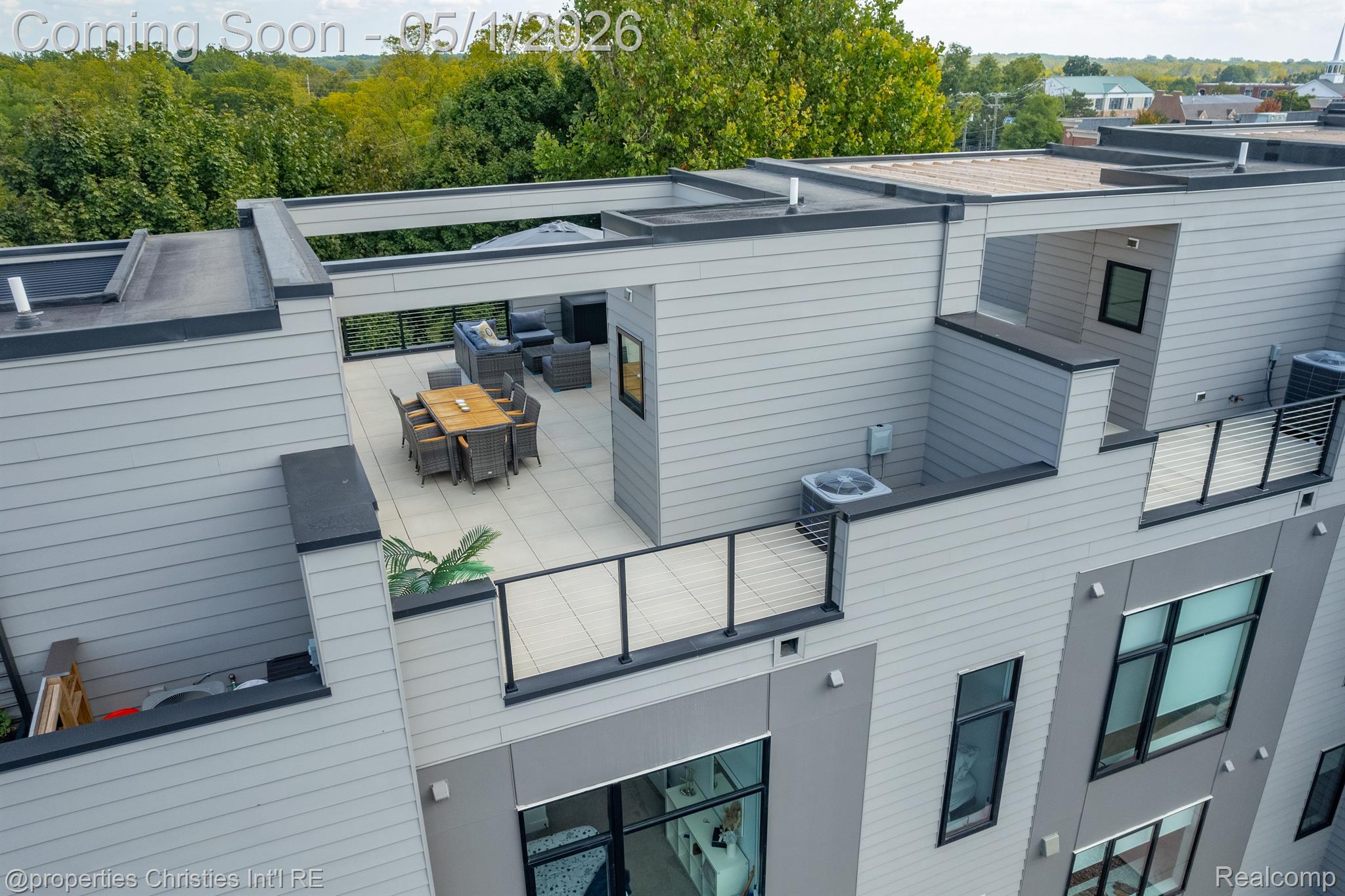 108 N CENTER Cove