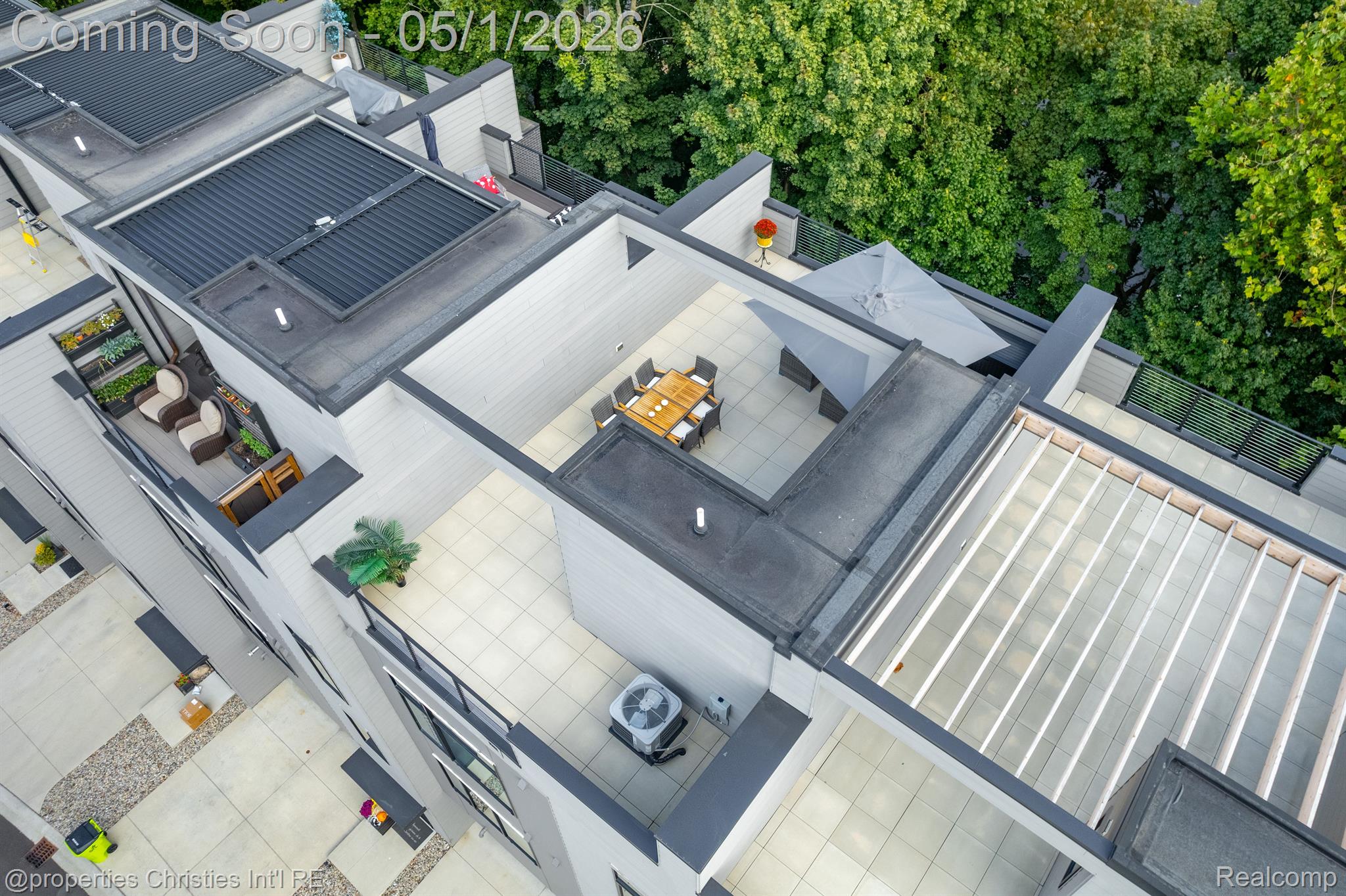 108 N CENTER Cove