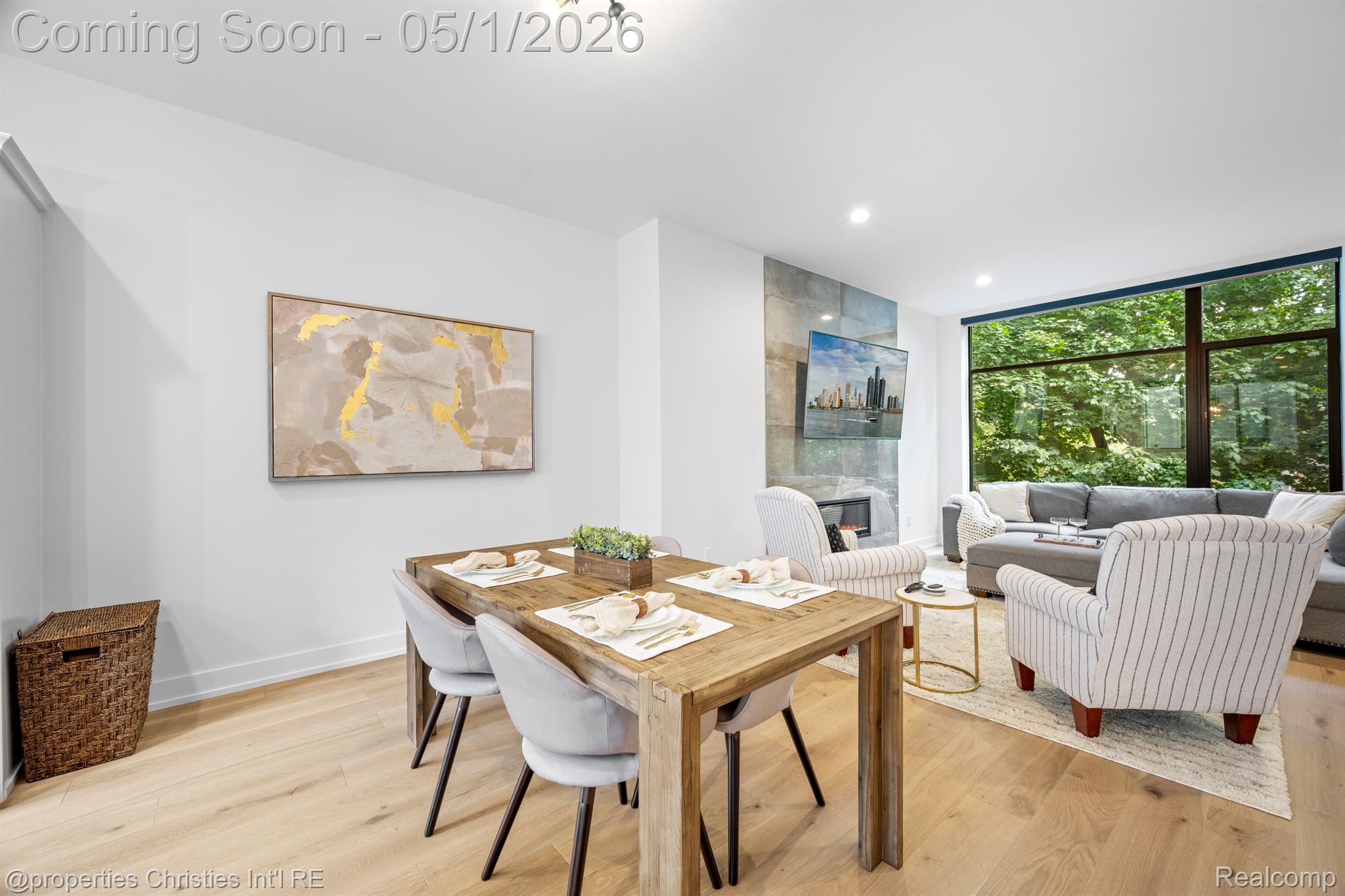 108 N CENTER Cove