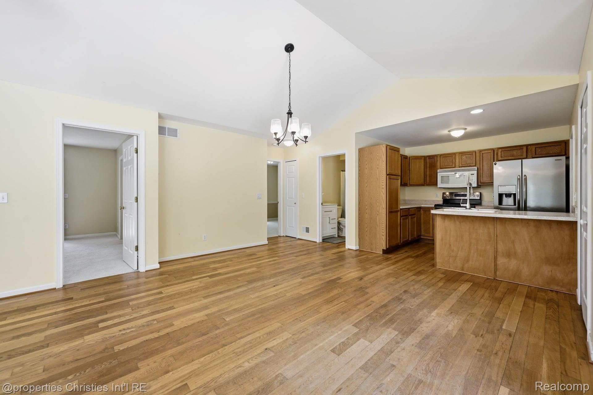 8896 Redstone Drive