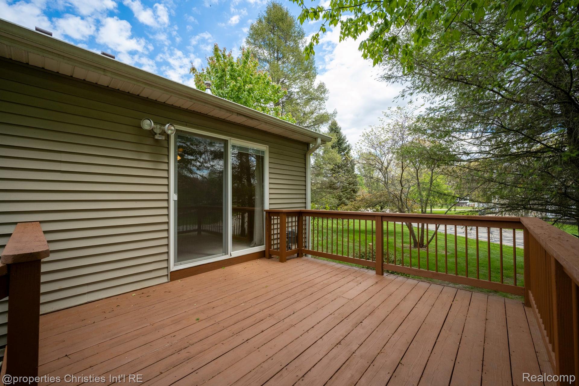 8896 Redstone Drive
