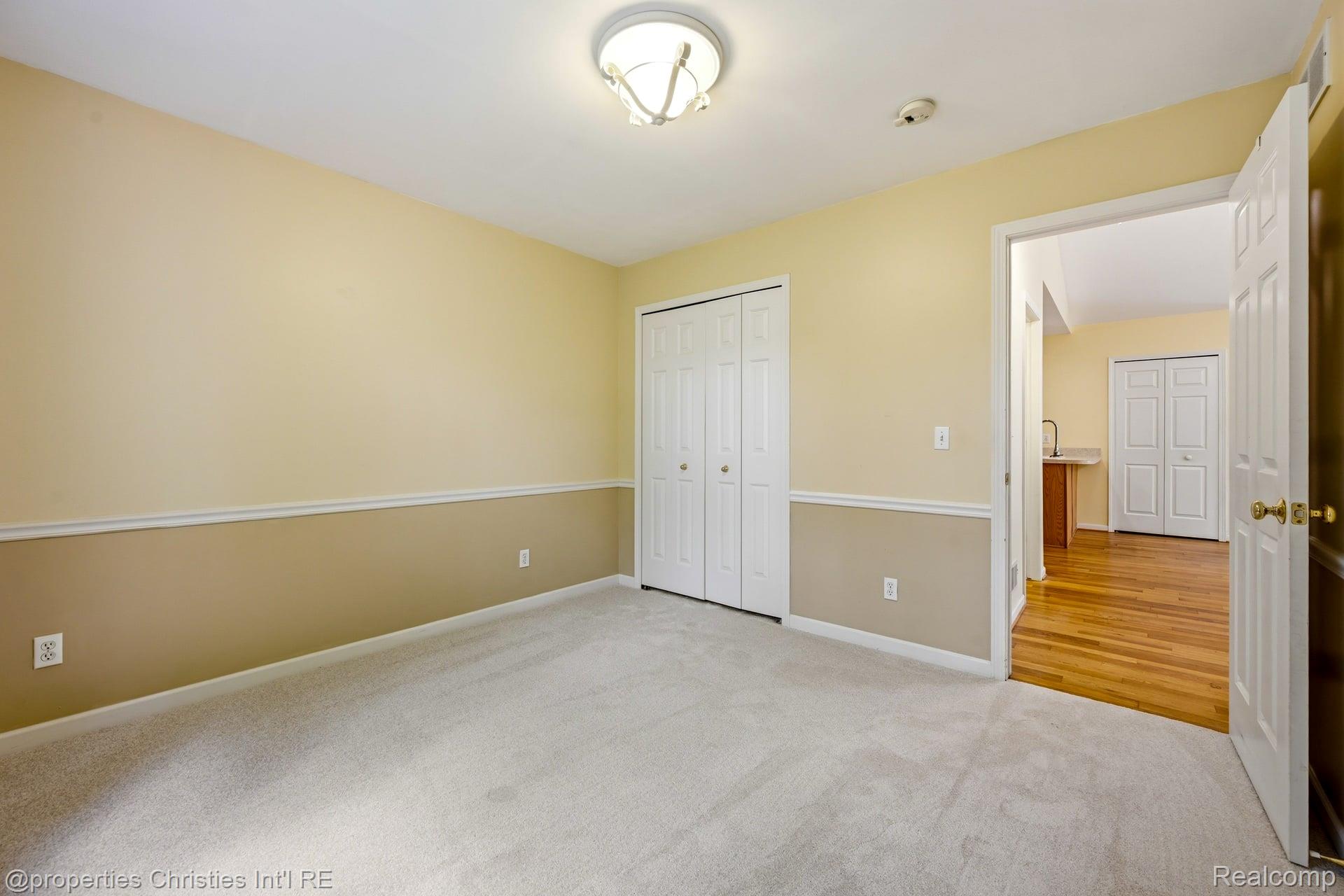 8896 Redstone Drive
