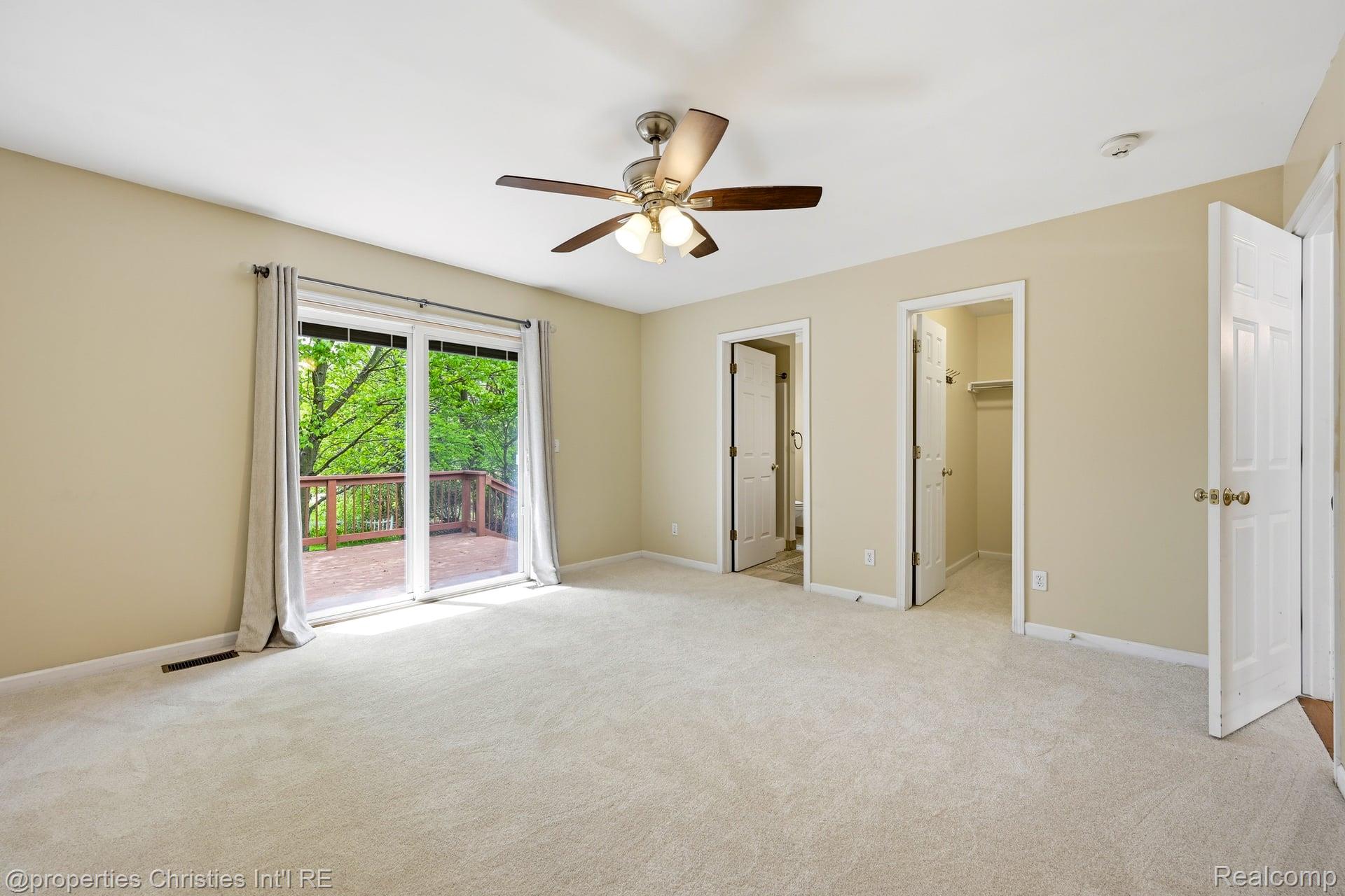 8896 Redstone Drive