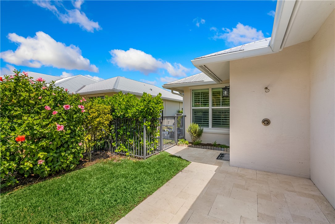 3921 Shoreside Drive