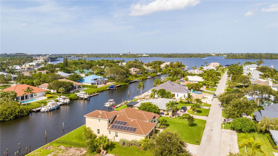 22 Sea Horse Lane