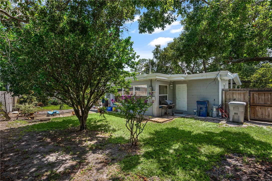 2224 Cooks Court