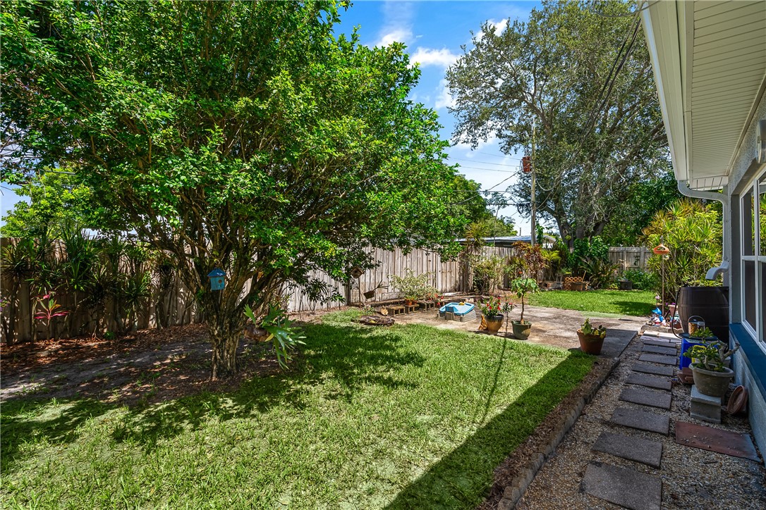 2224 Cooks Court
