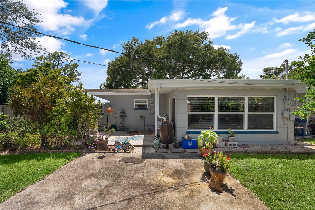 2224 Cooks Court