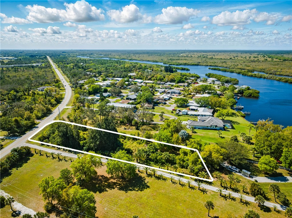 12405 Roseland Road