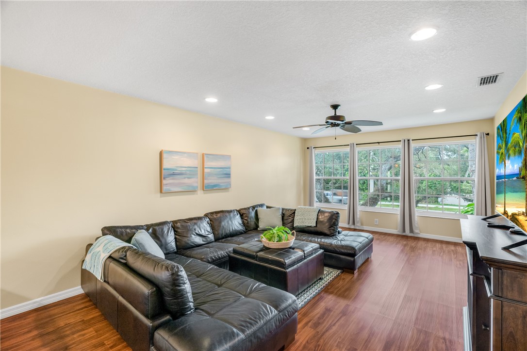 900 Jasmine Lane 203A