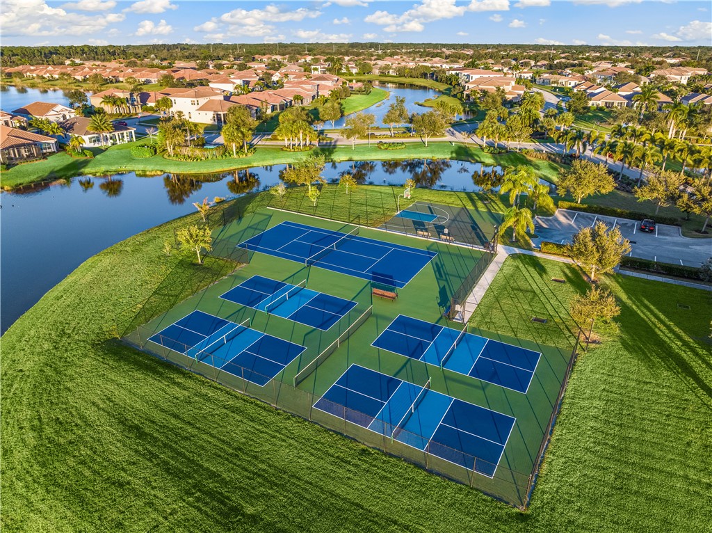 1777 Belmont Circle SW