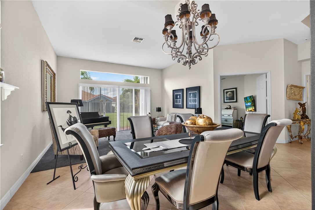 1777 Belmont Circle SW