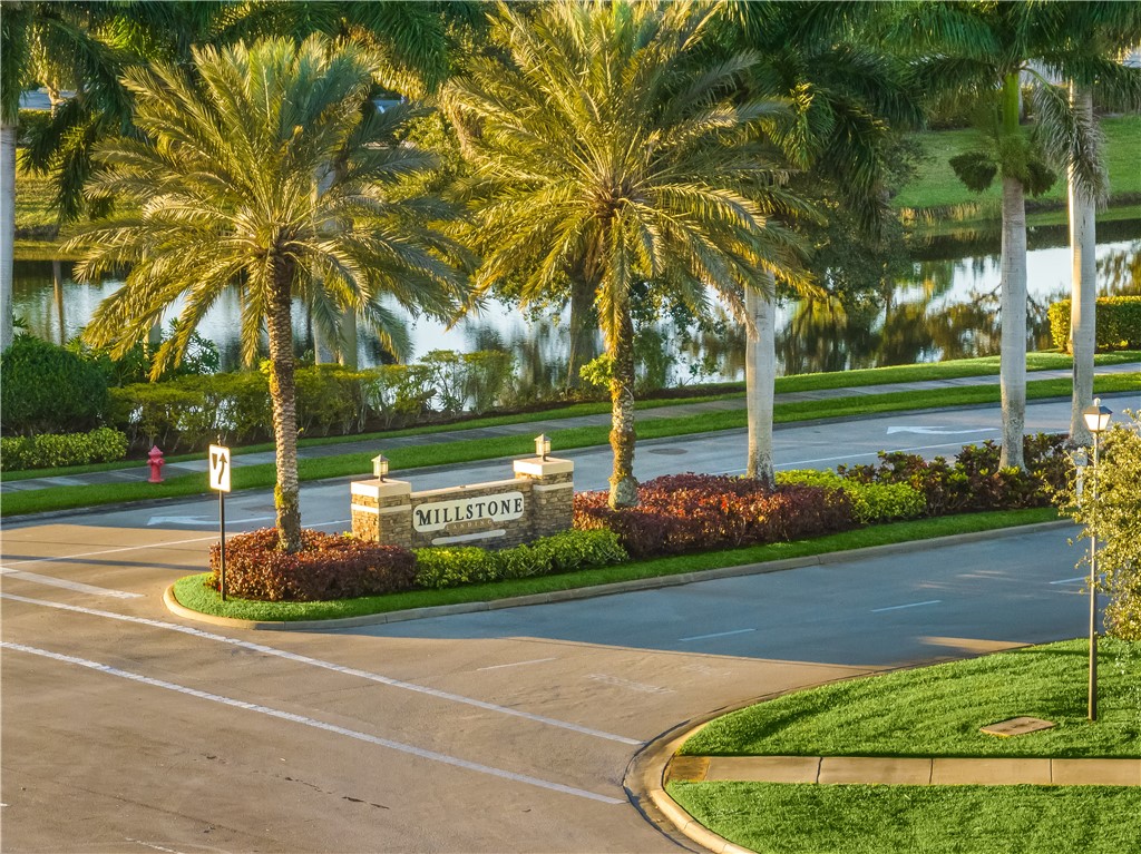 1777 Belmont Circle SW