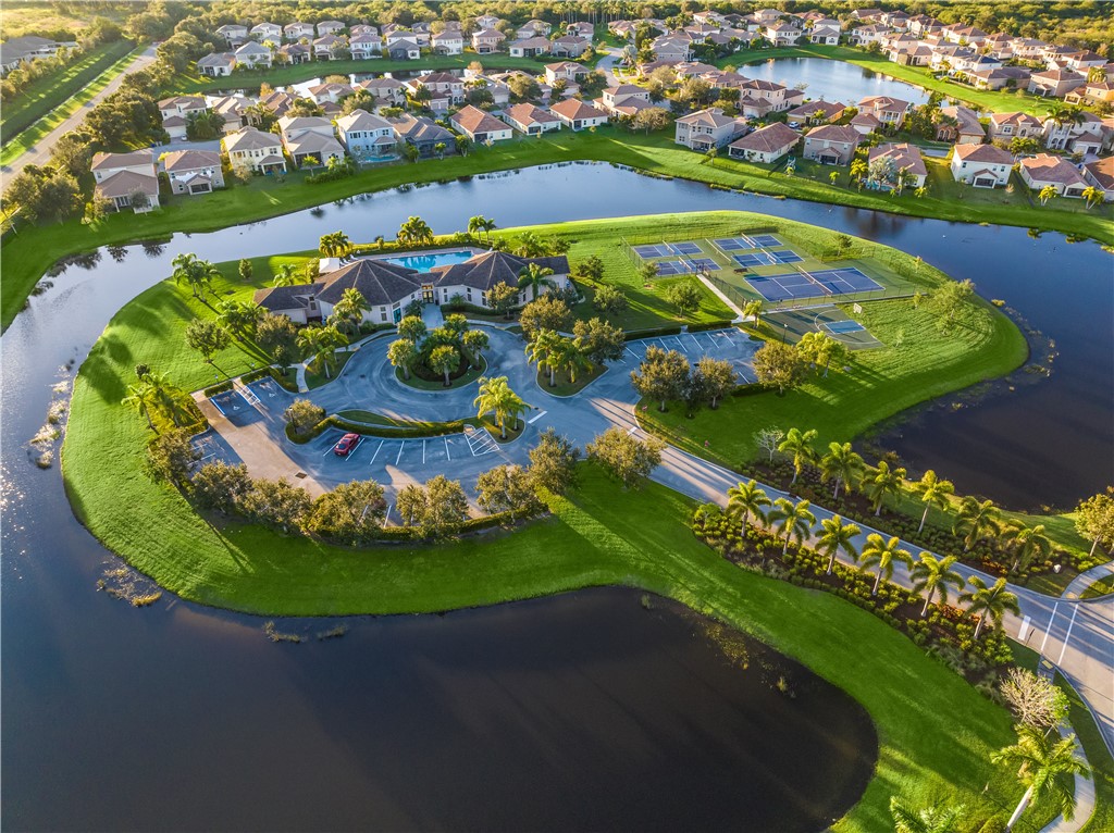 1777 Belmont Circle SW