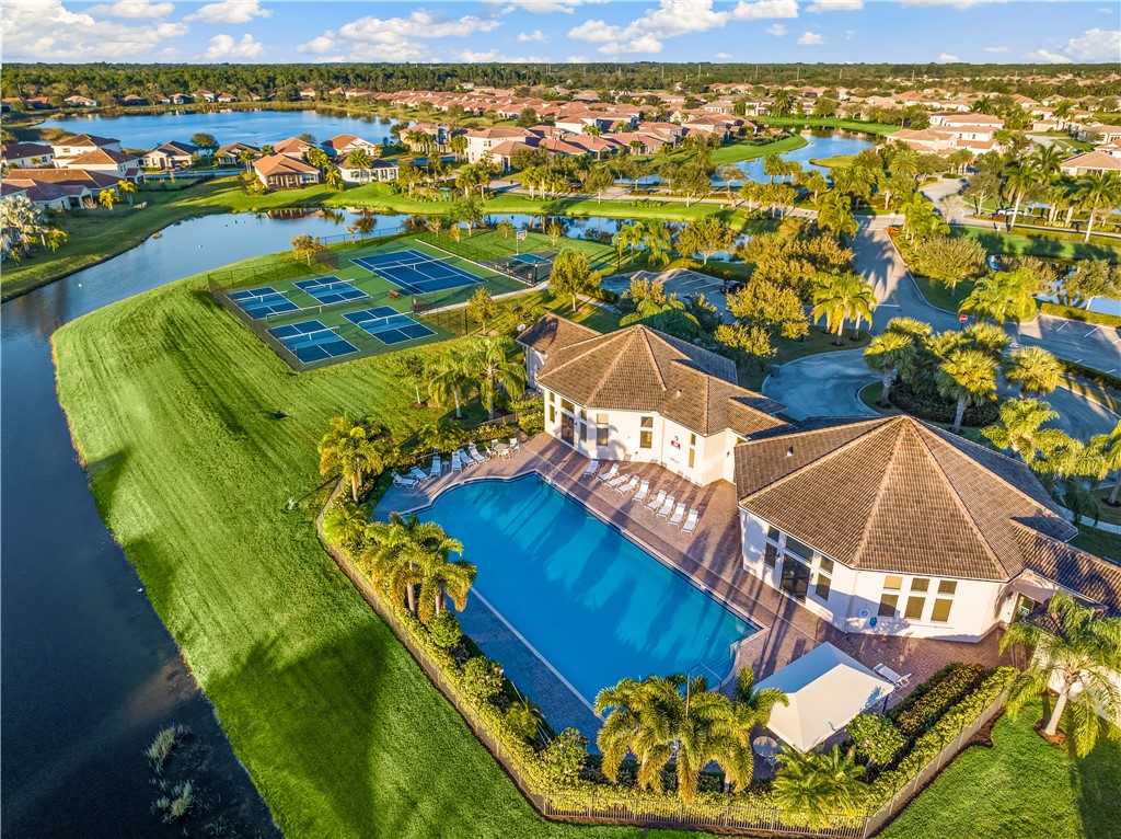 1777 Belmont Circle SW