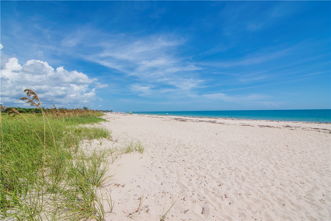 900 Jasmine Lane 203A