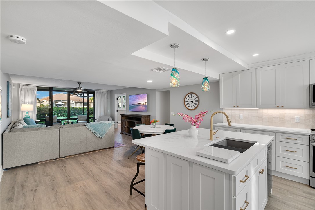 1825 Tarpon Lane H106