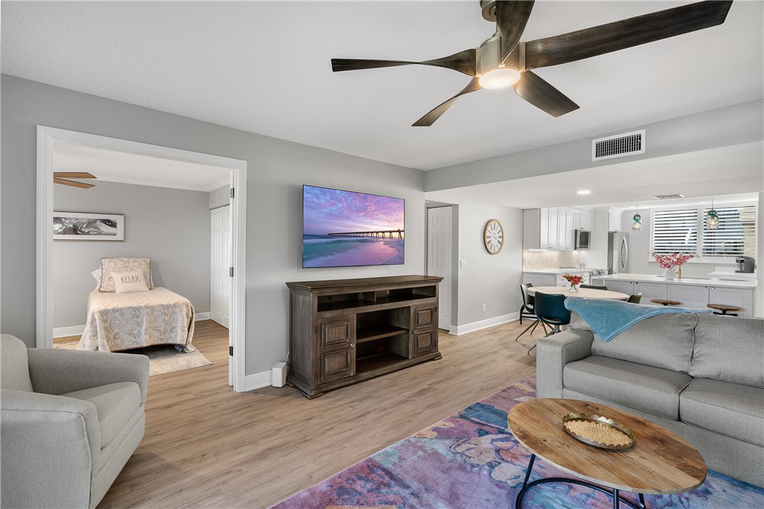 1825 Tarpon Lane H106