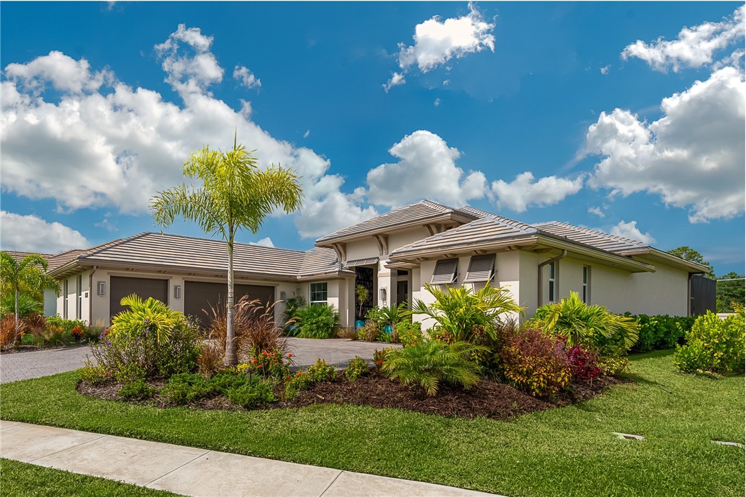 5691 Bent Pine Square