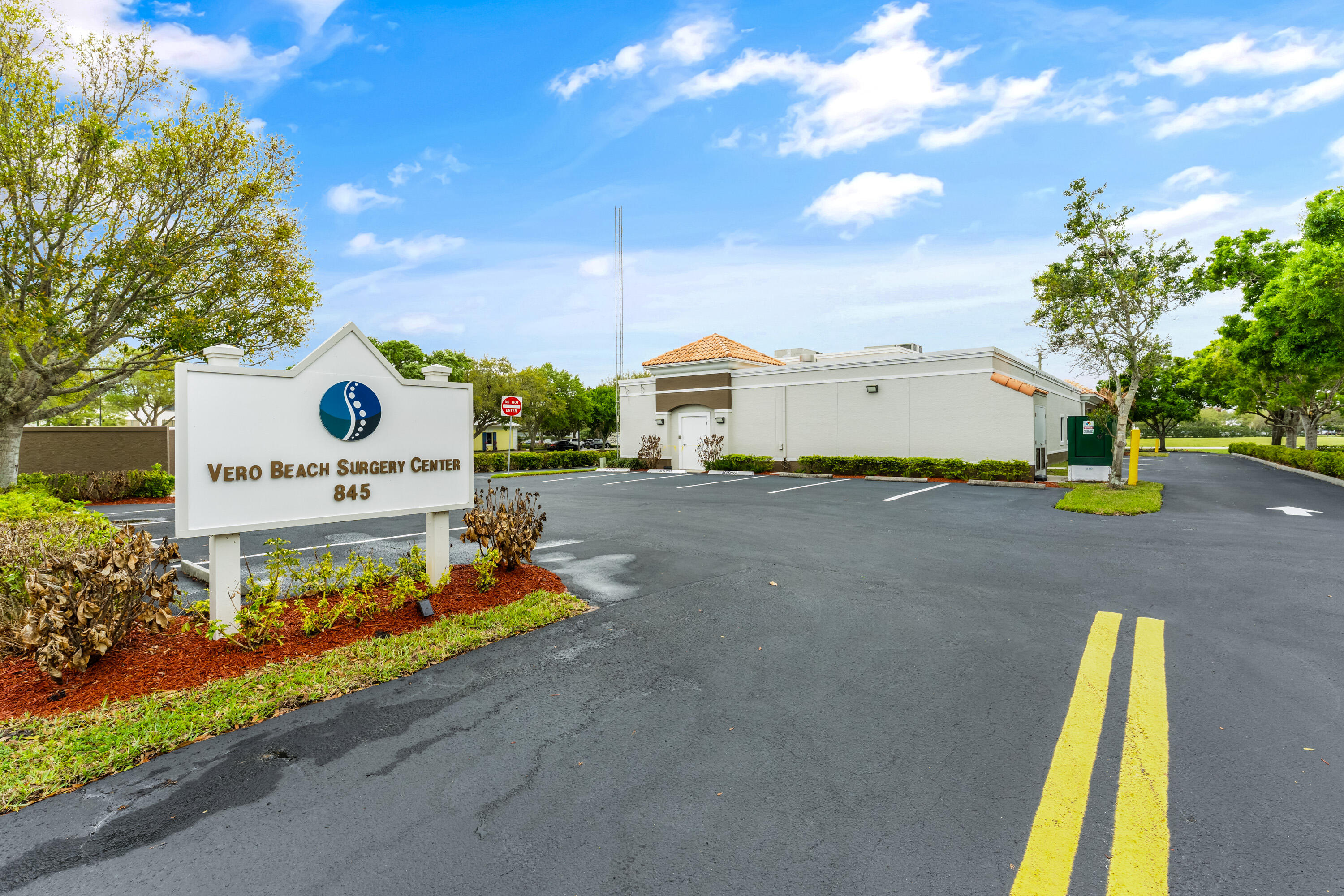845 37th Place