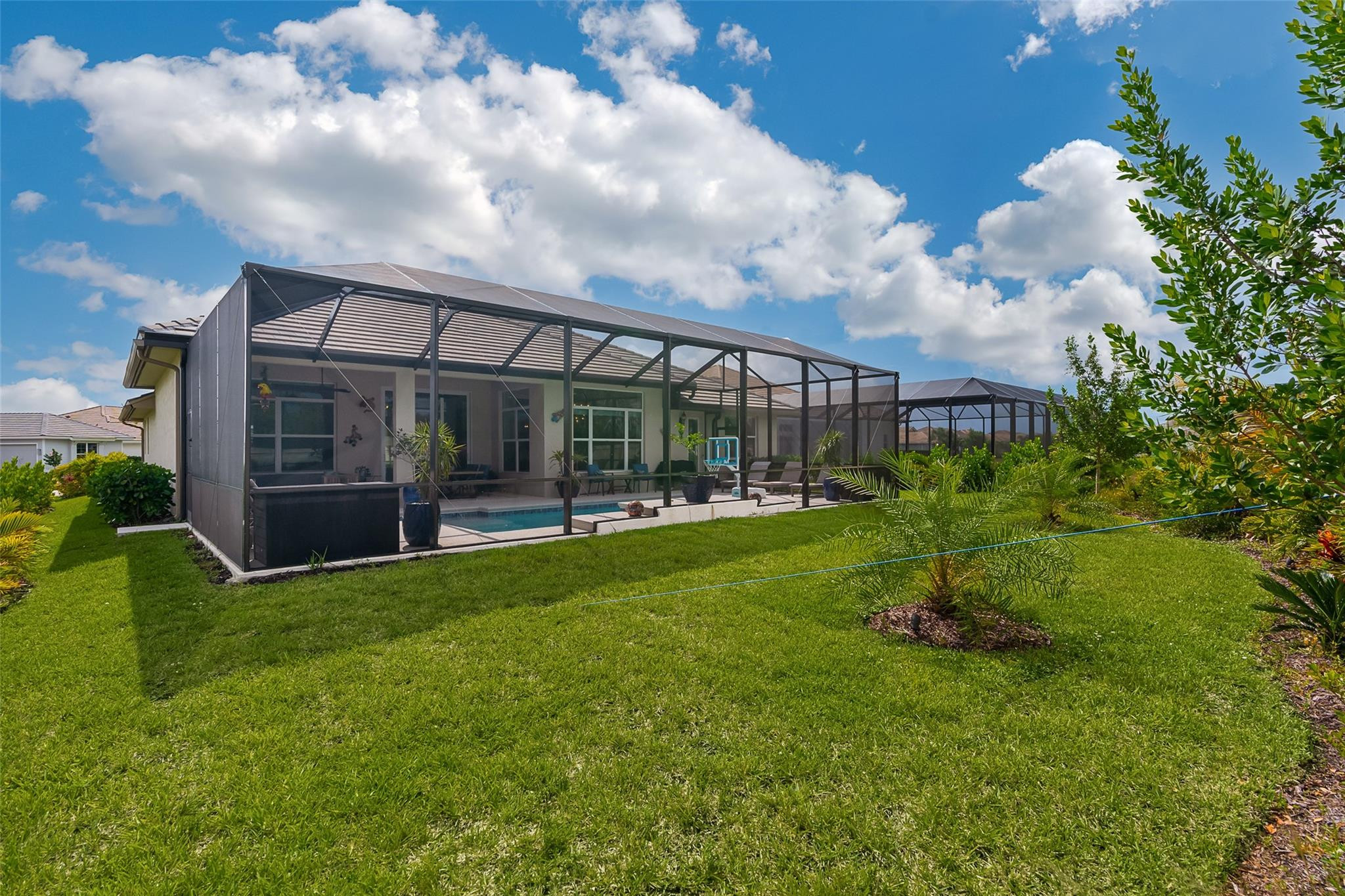 5691 Bent Pine Square