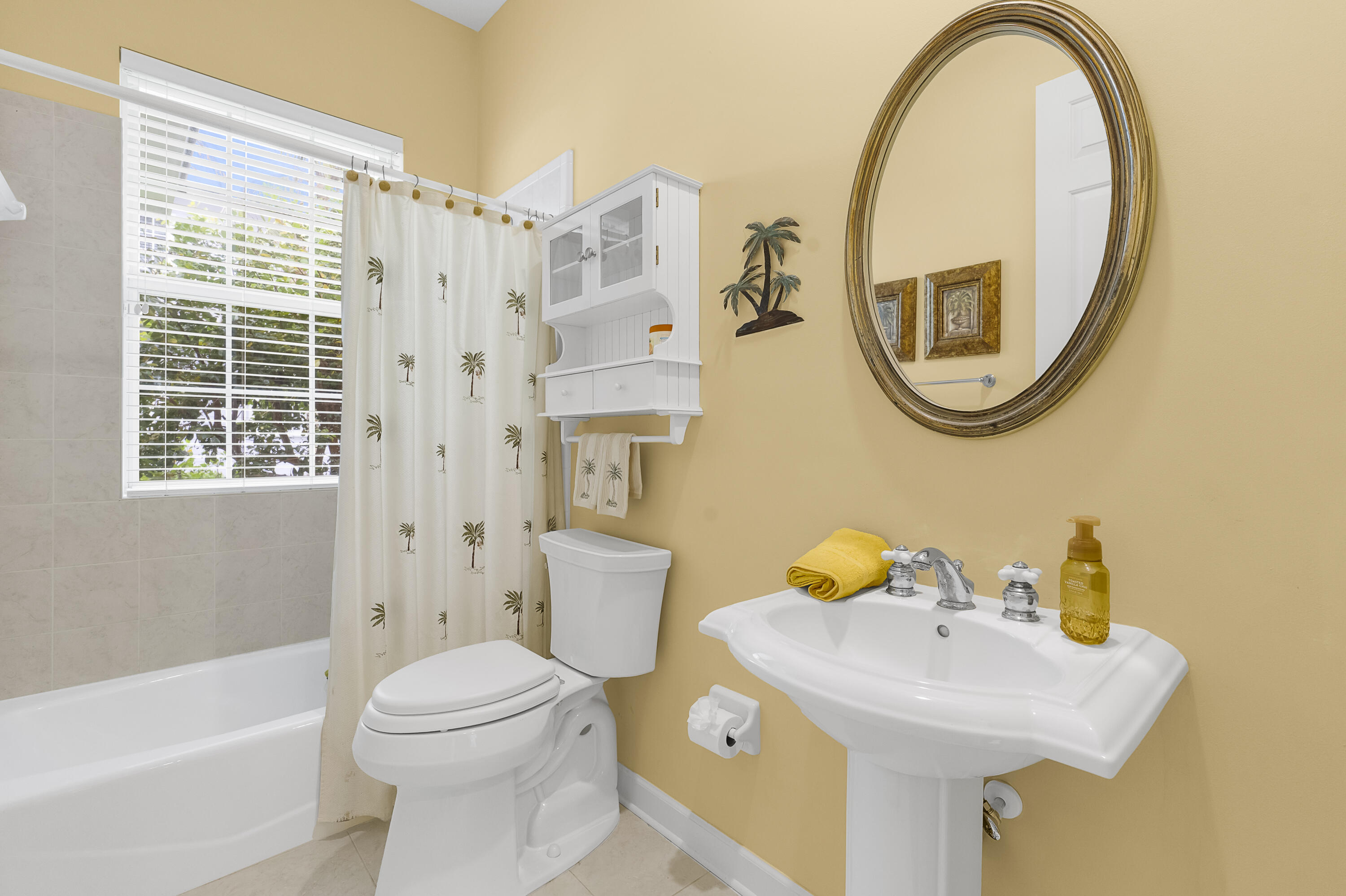 2165 SE 7th Ave Avenue SE