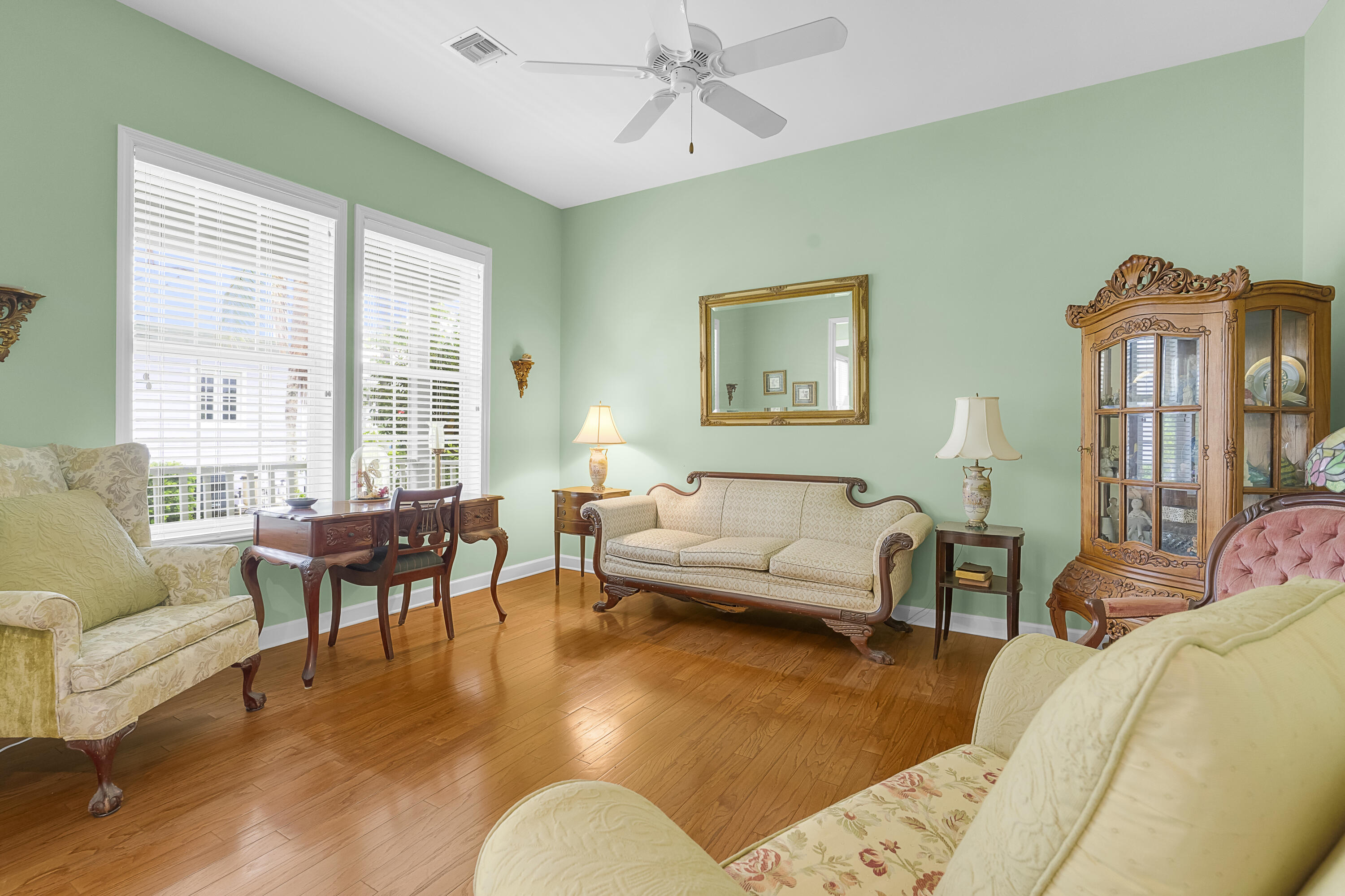 2165 SE 7th Ave Avenue SE