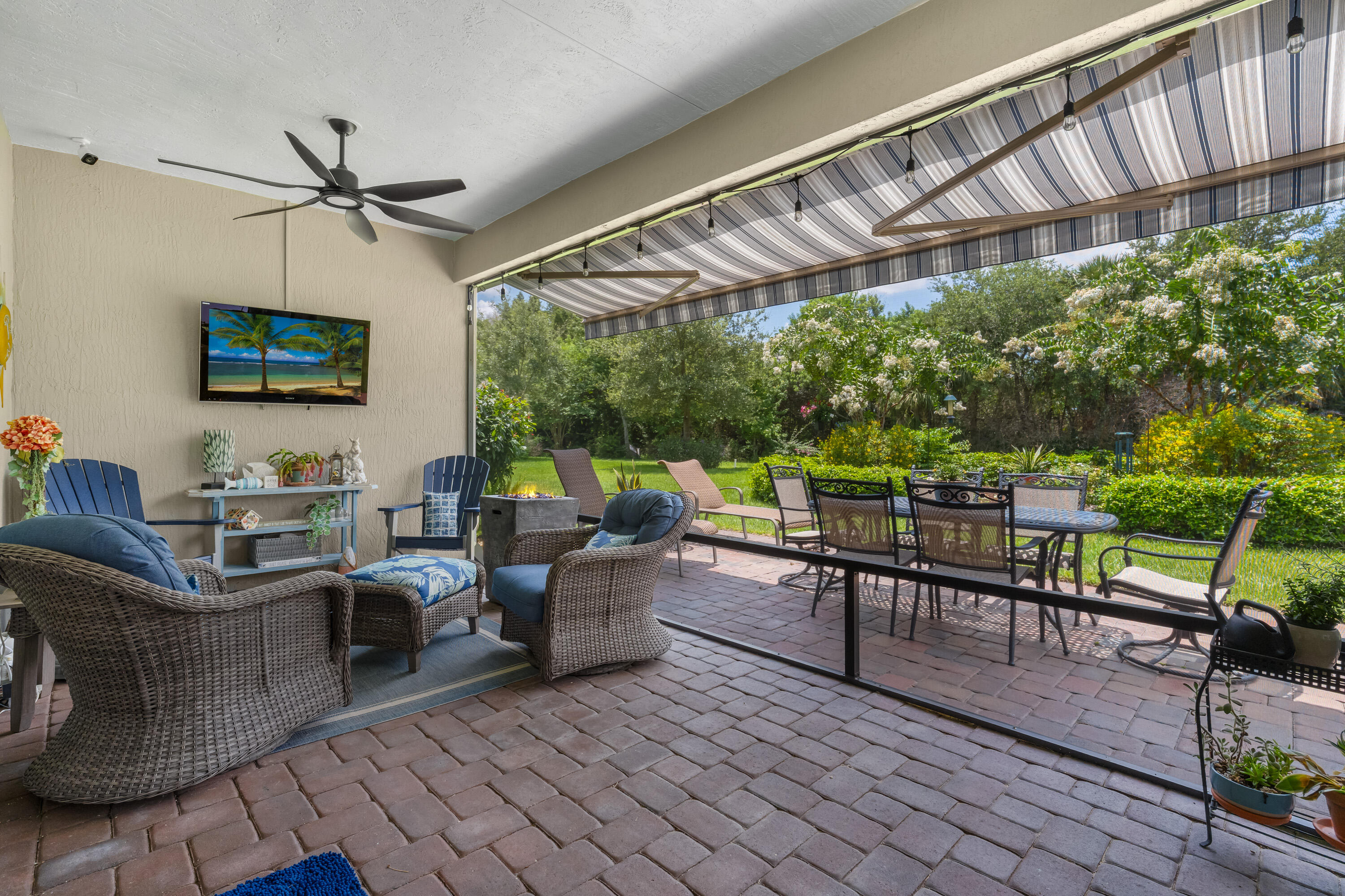 1573 Segovia Circle