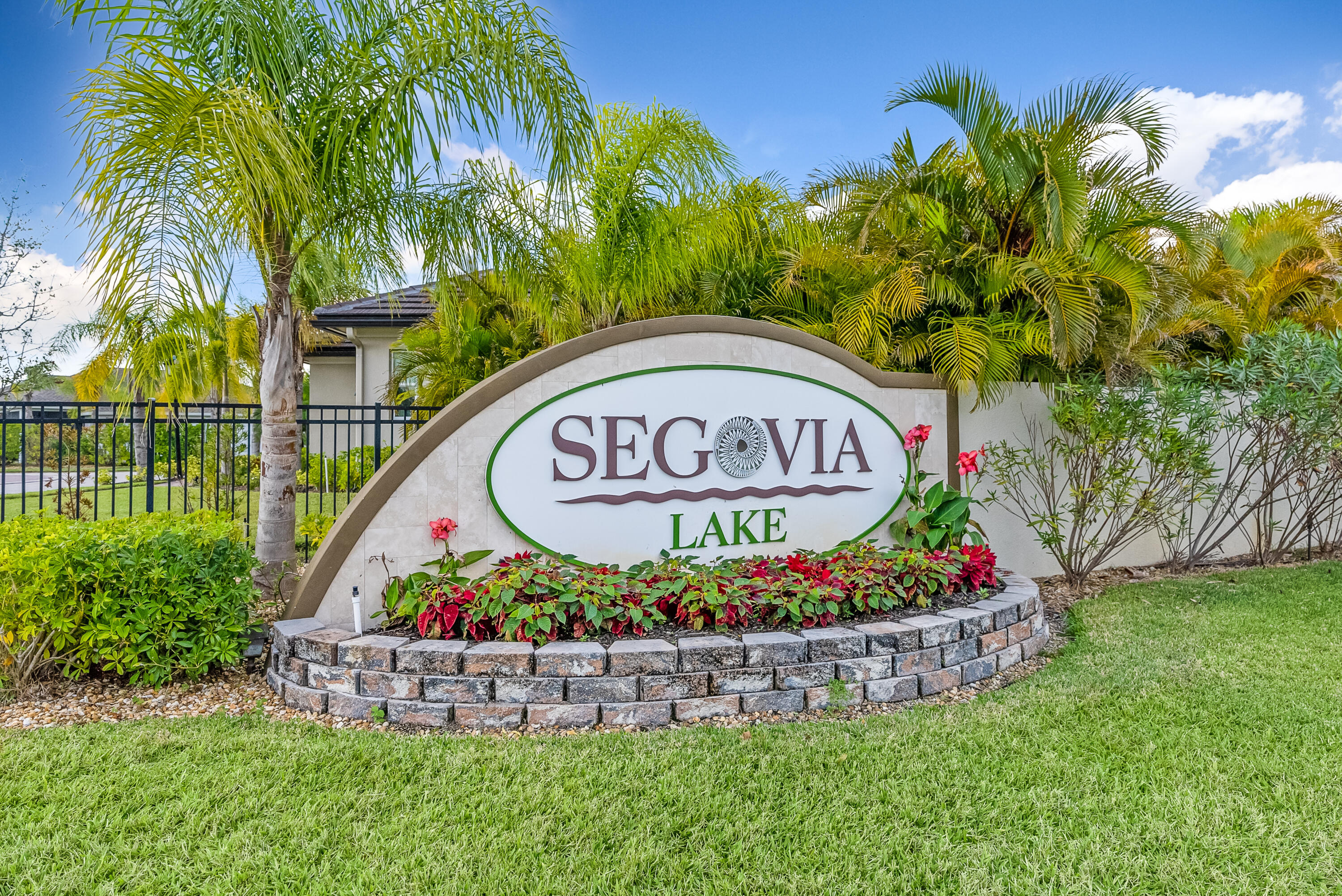 1573 Segovia Circle