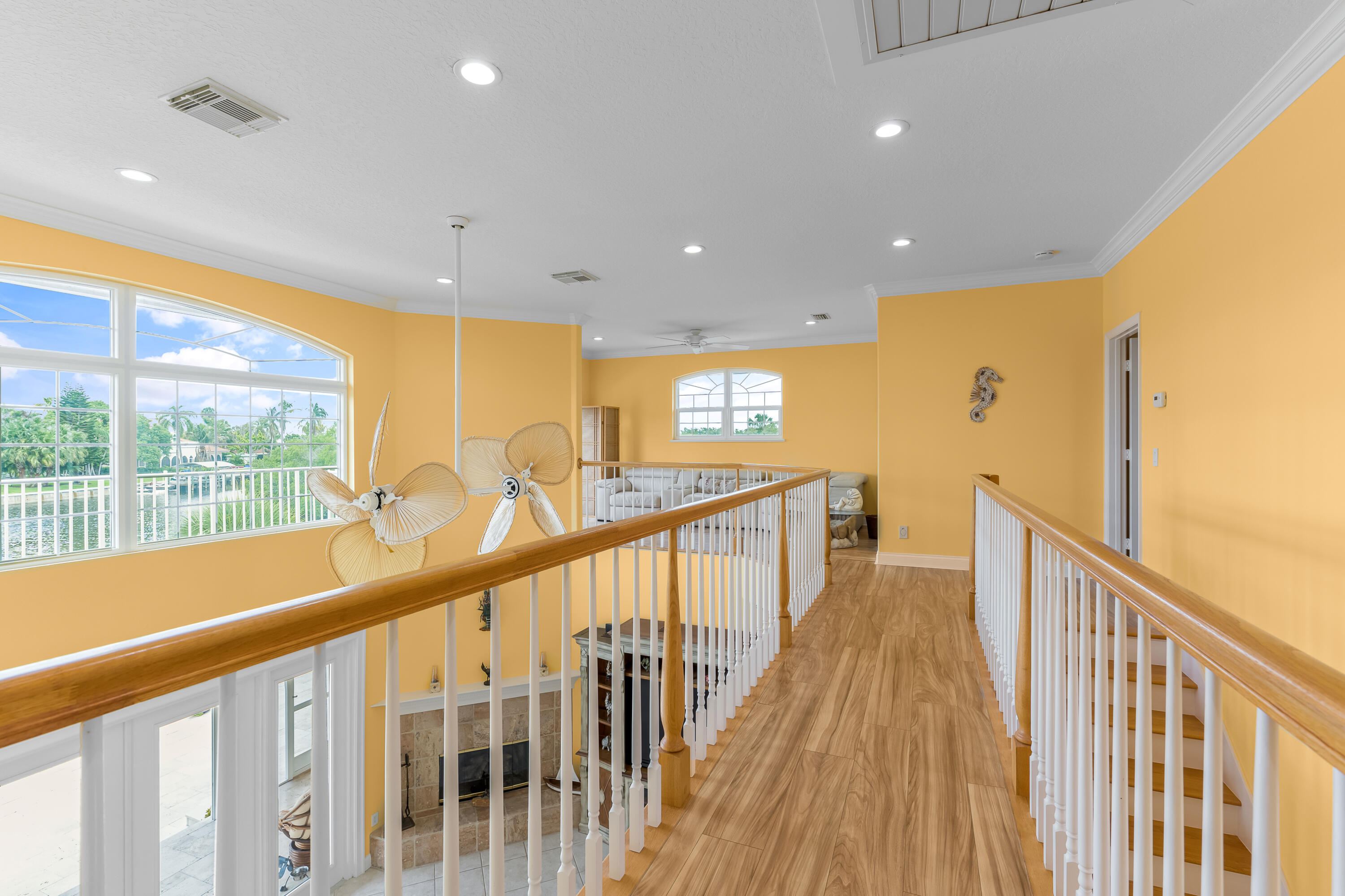 2165 6TH Court SE