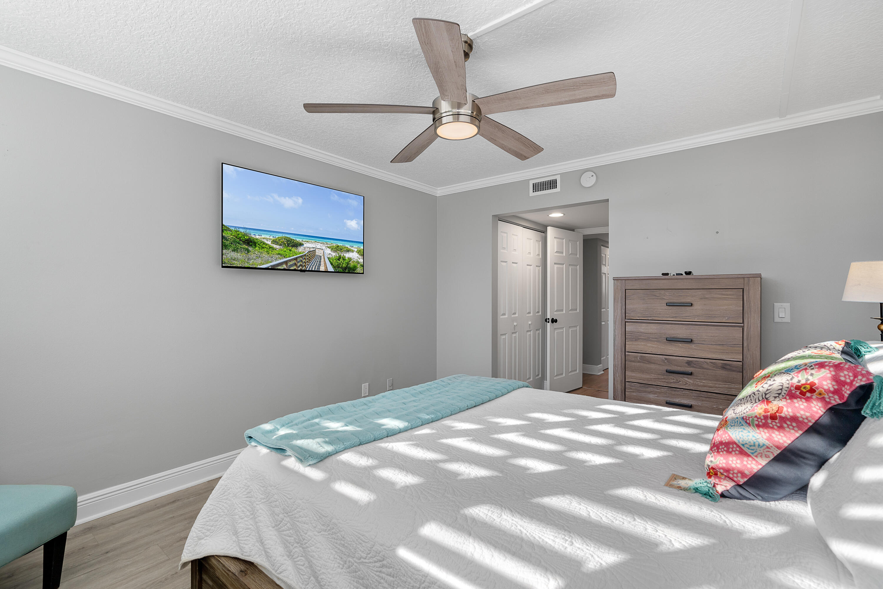 1825 TARPON Lane H106