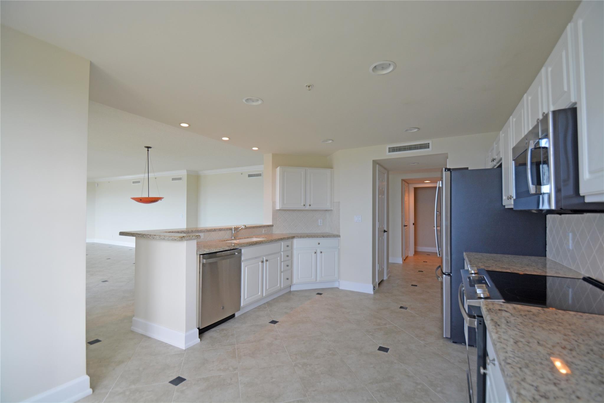 3702 N Highway A1a 1201