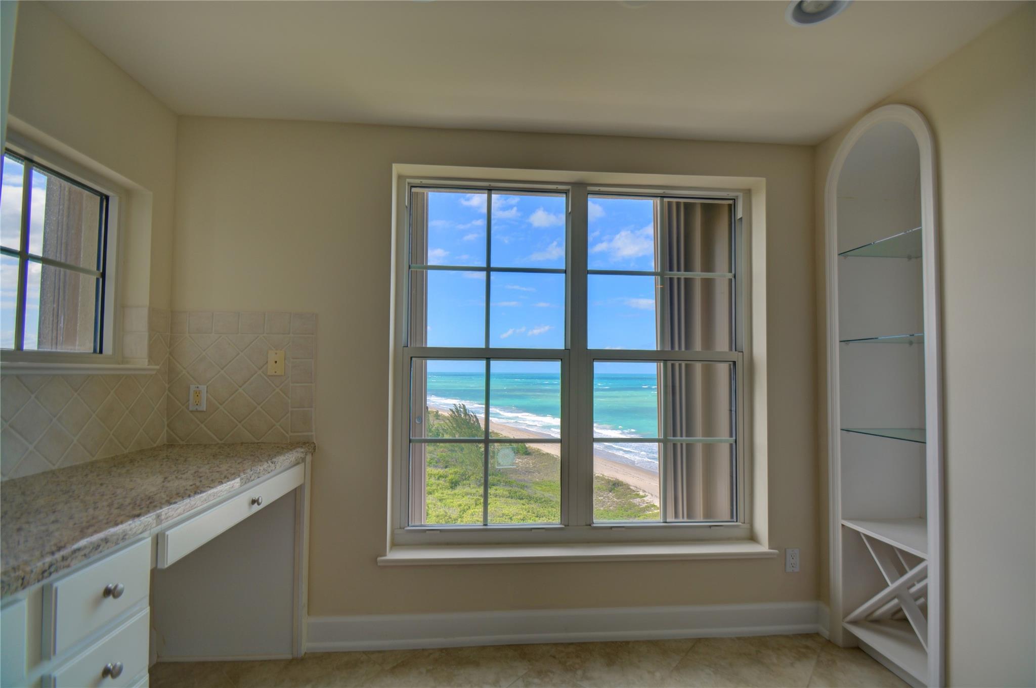 3702 N Highway A1a 1201