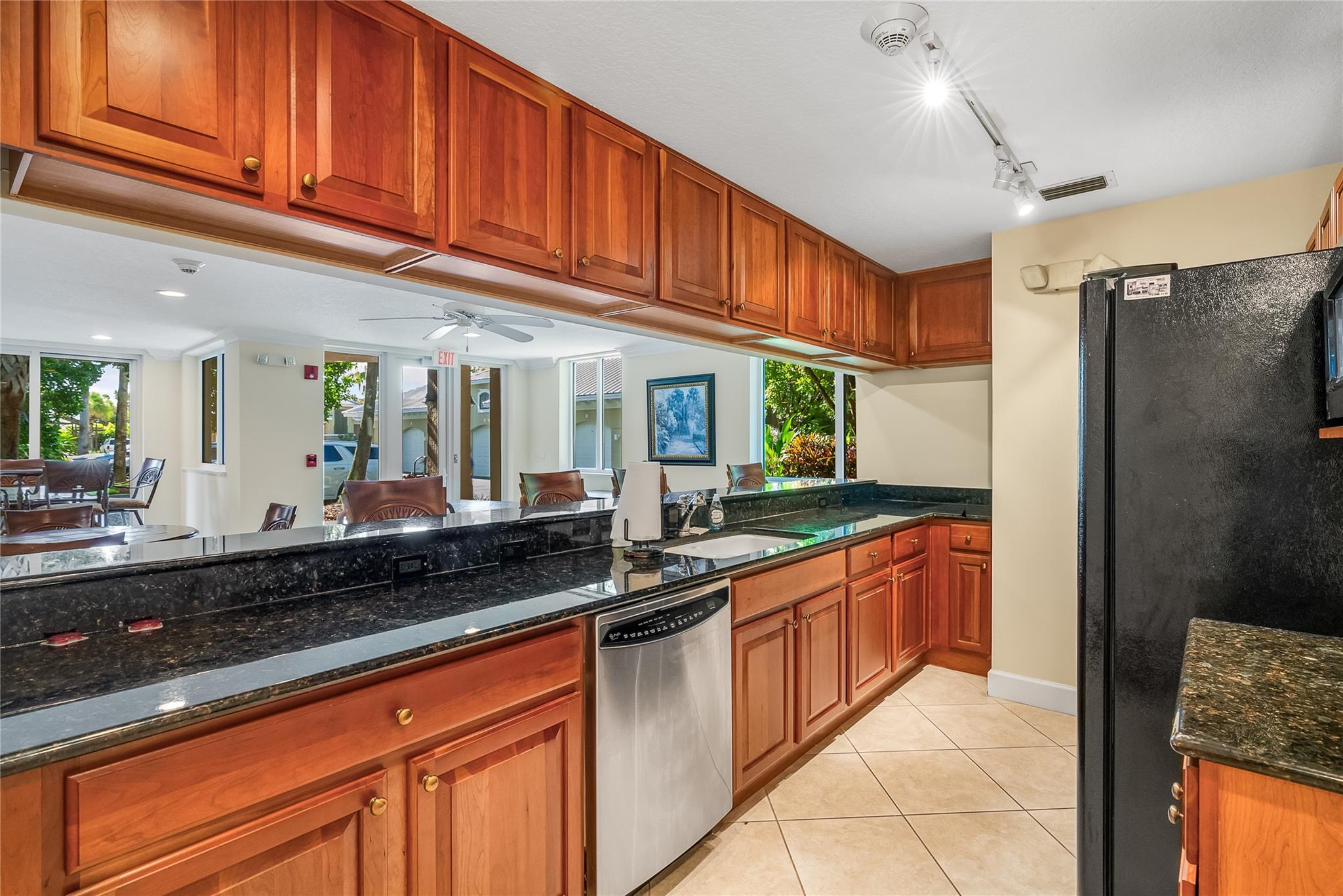 3702 N Highway A1a 1201