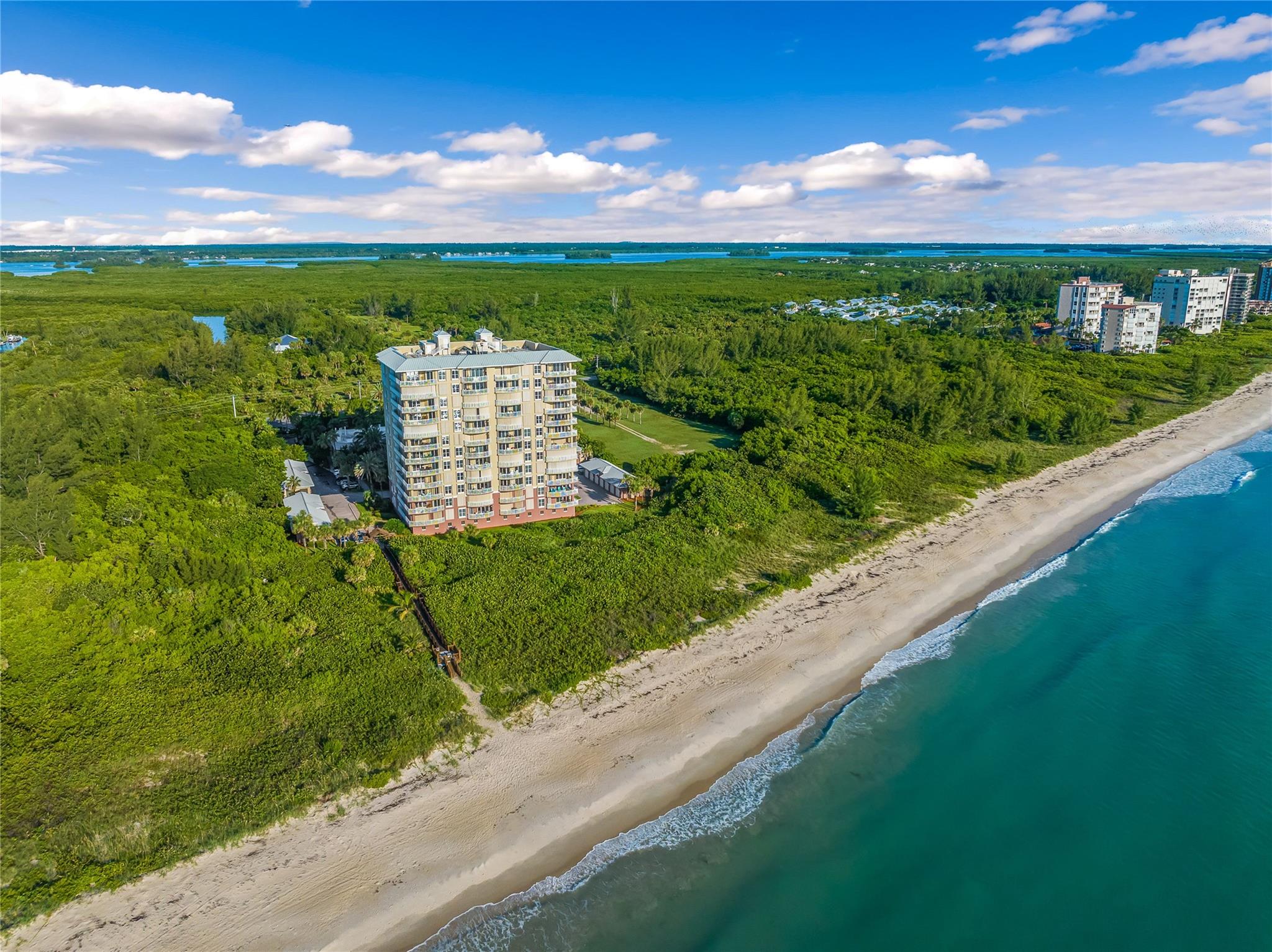 3702 N Highway A1a 1201