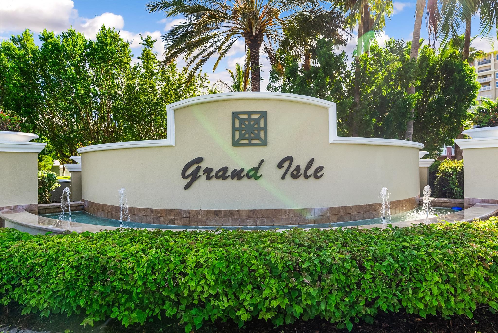 3702 N Highway A1a 1201