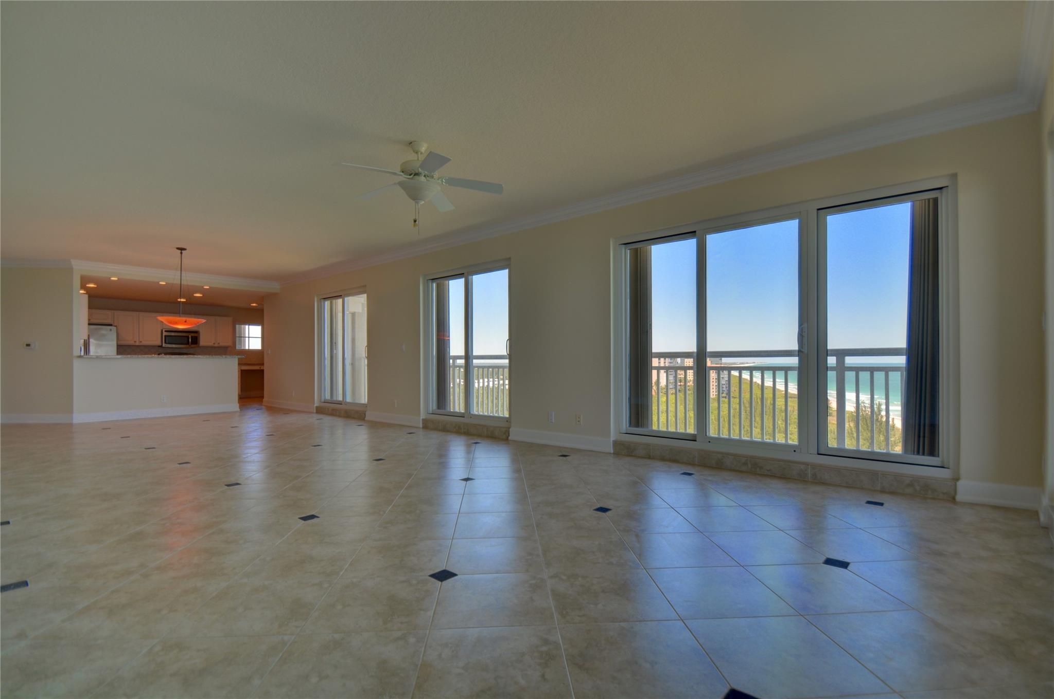 3702 N Highway A1a 1201