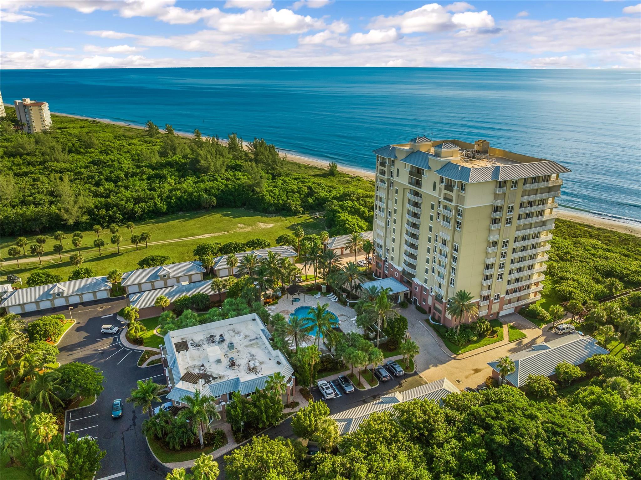 3702 N Highway A1a 1201