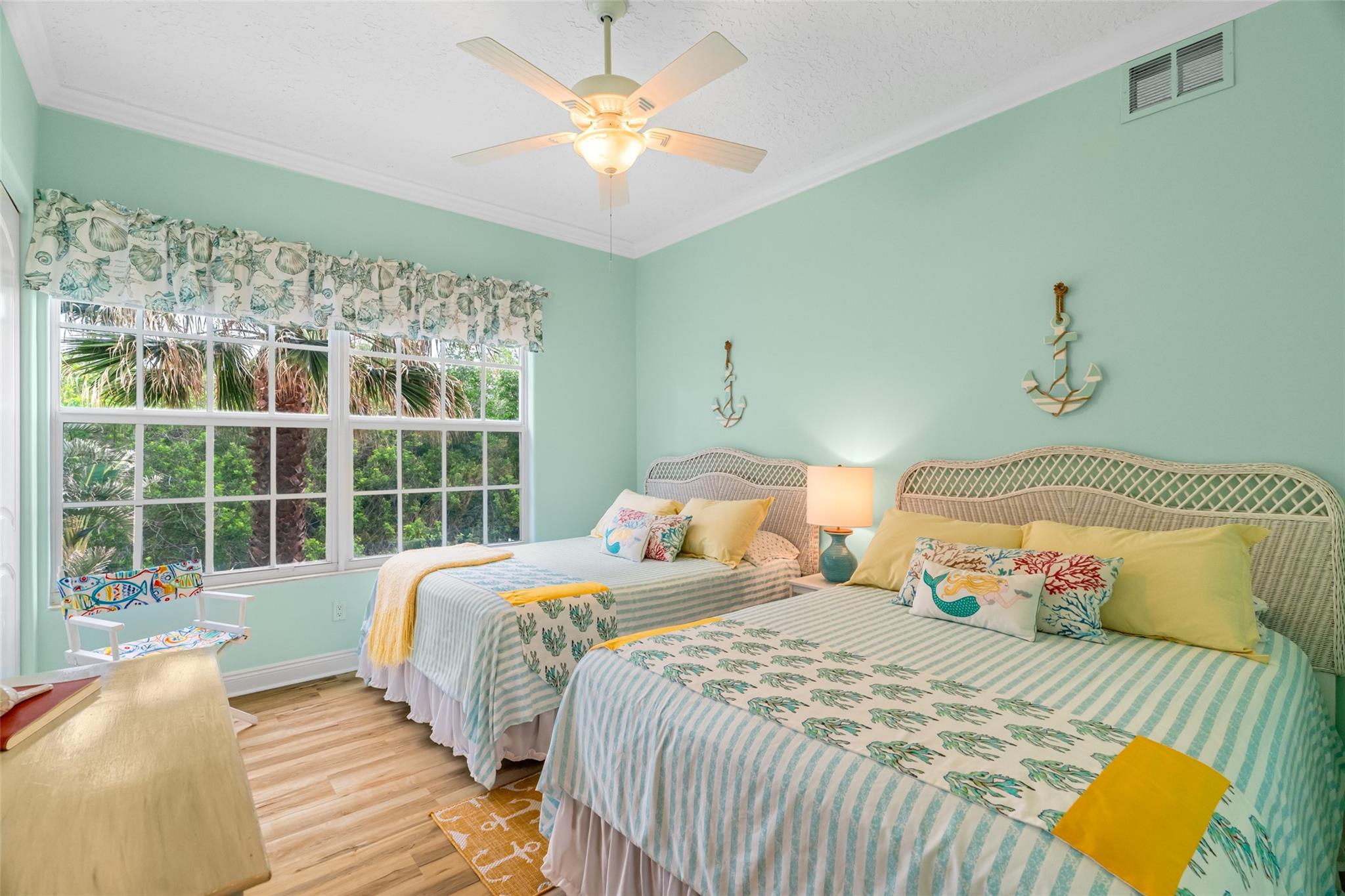 1701 Gulfstream Ave 729