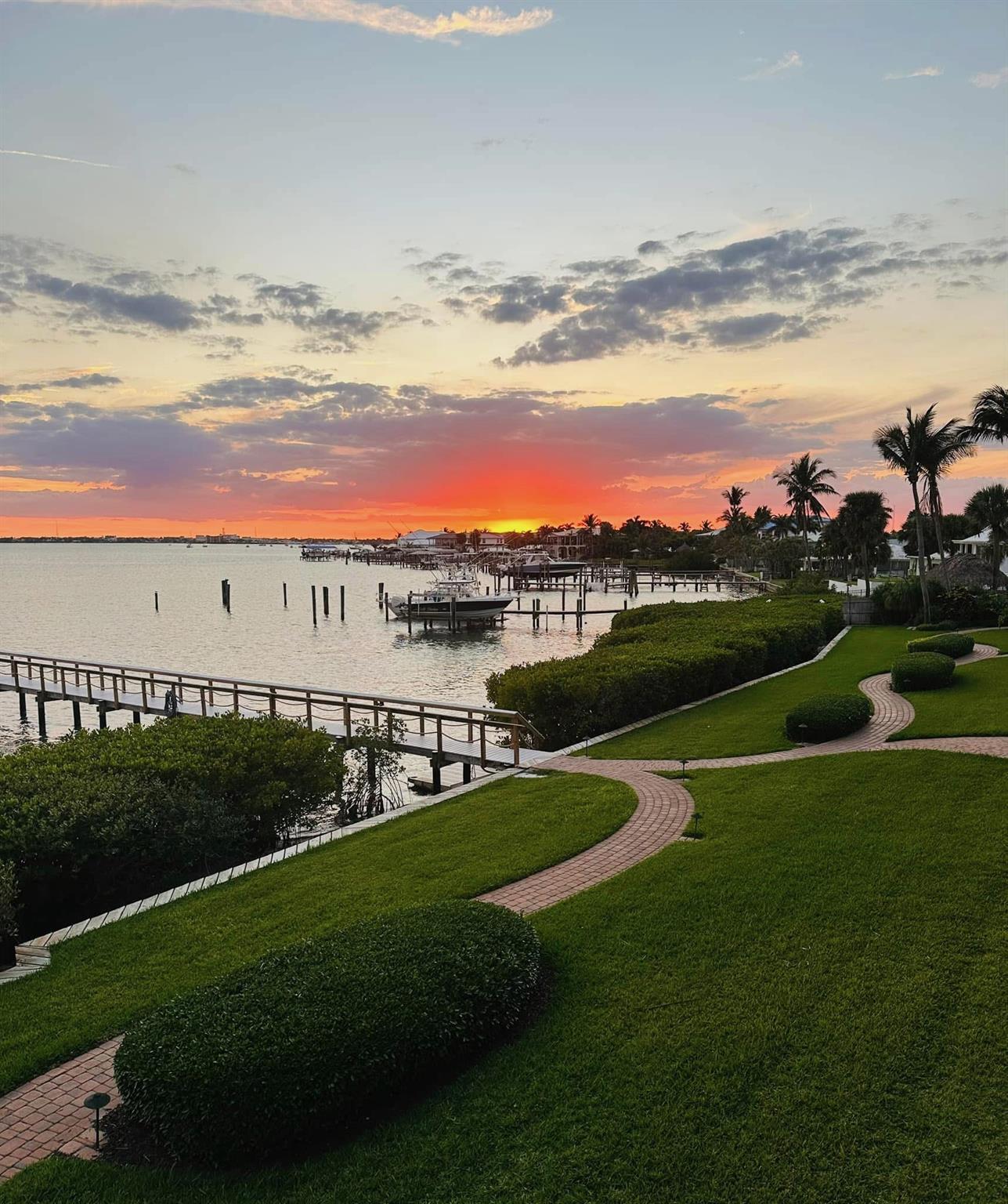 1701 Gulfstream Ave 729