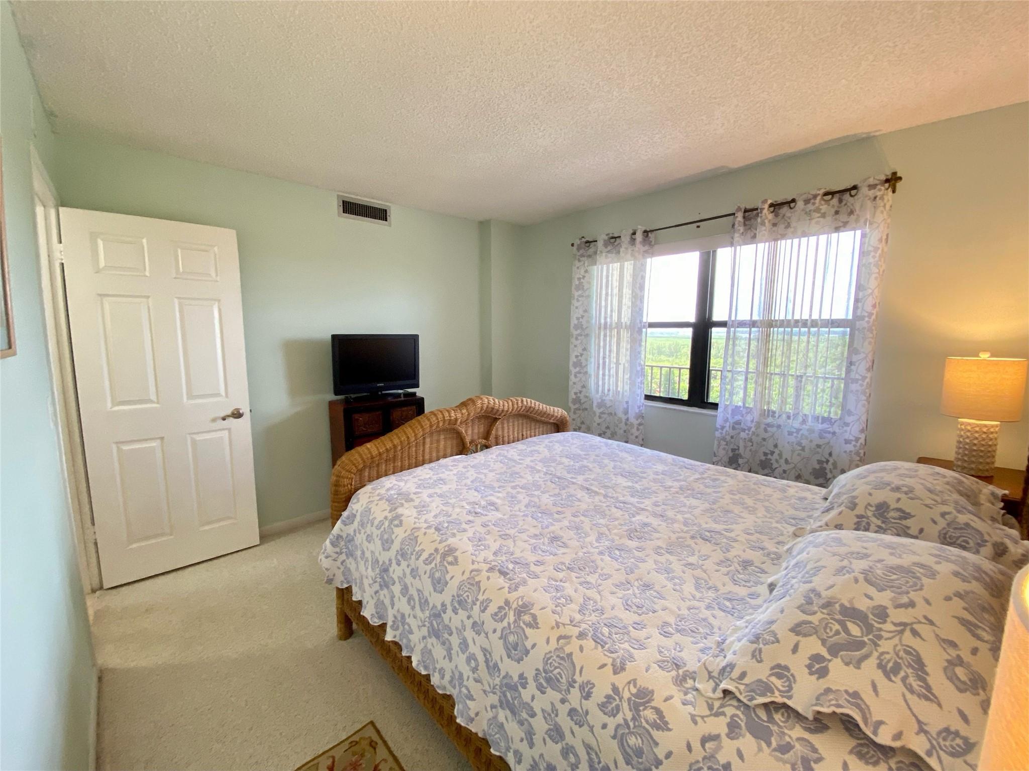 4250 N Highway A1a