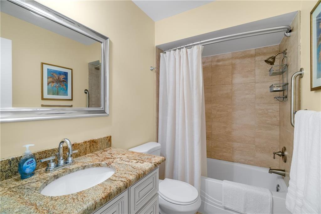 900 Jasmine Lane 203
