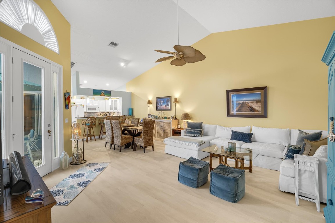 223 River Walk 12, Hutchinson Island Unit: 12