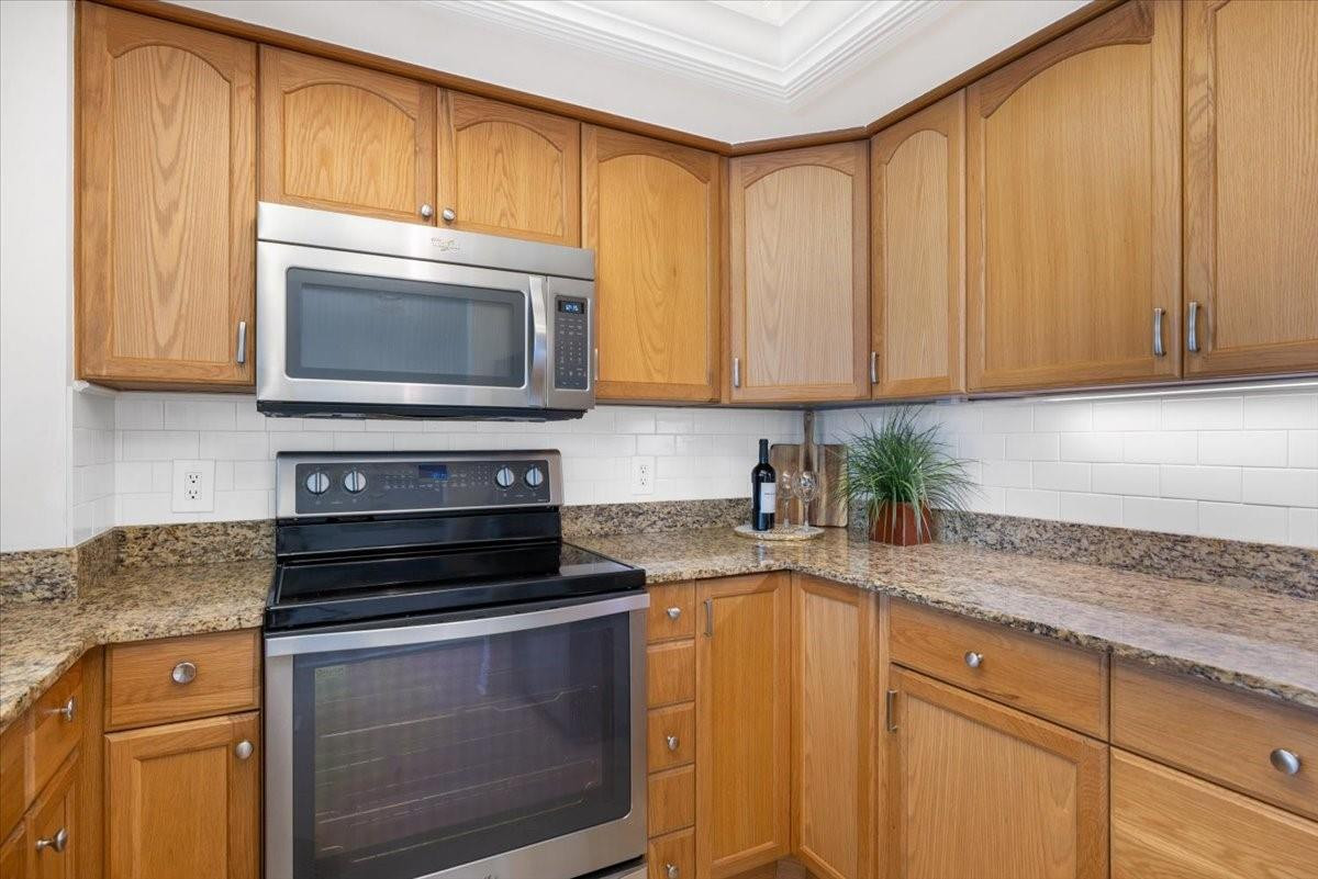 2800 N Highway A1a 307