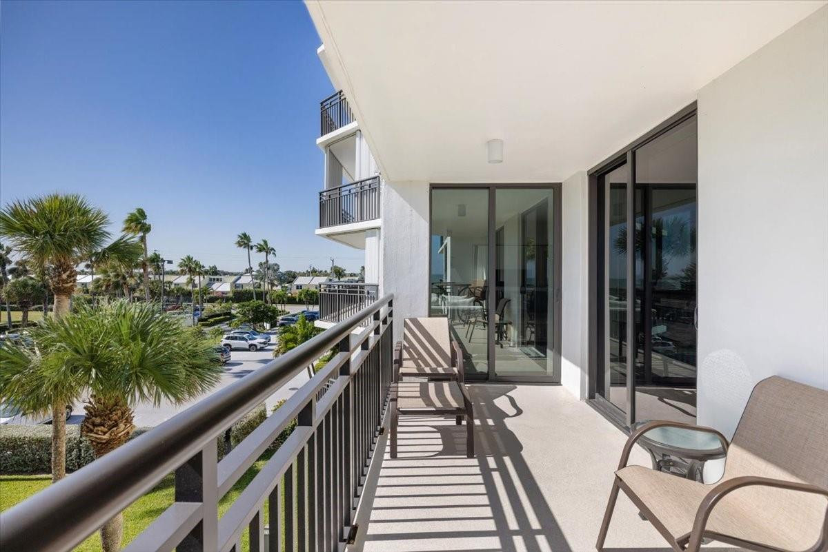 2800 N Highway A1a 307