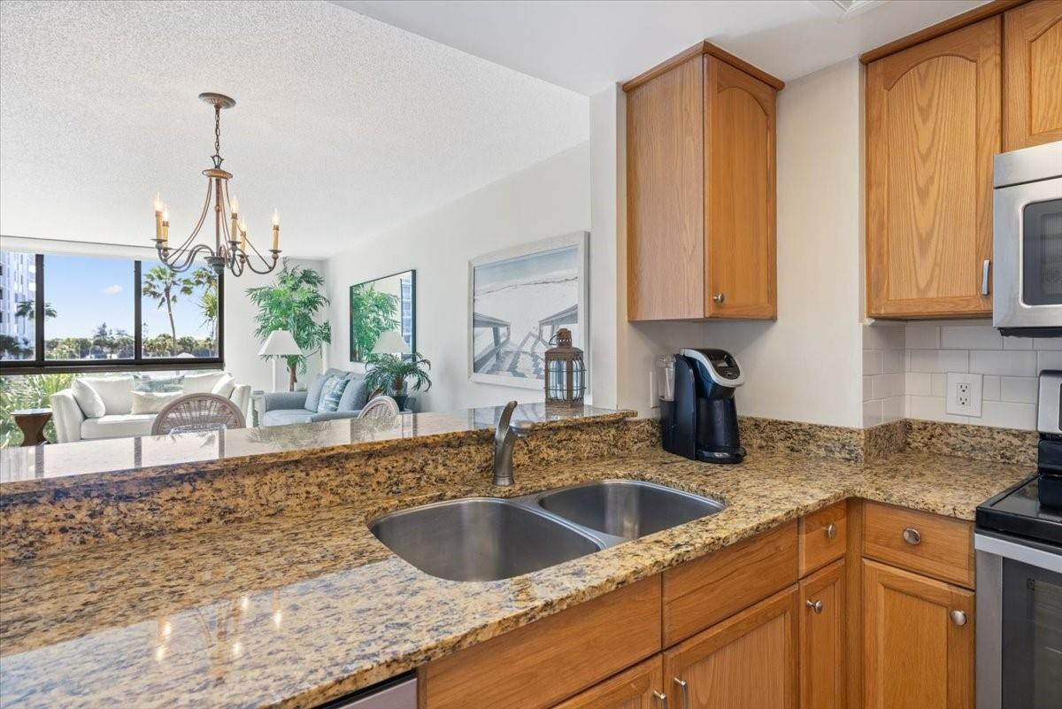 2800 N Highway A1a 307