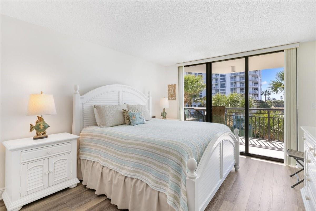 2800 N Highway A1a 307