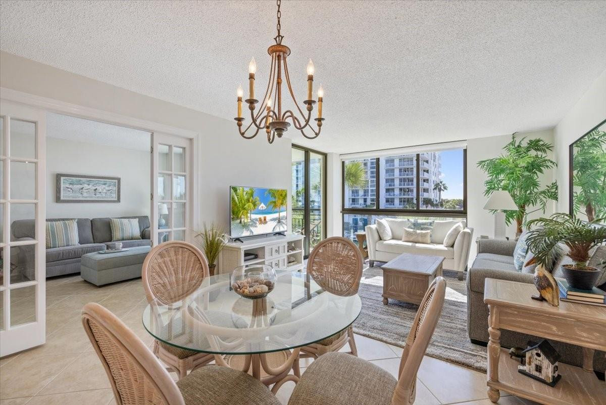 2800 N Highway A1a 307