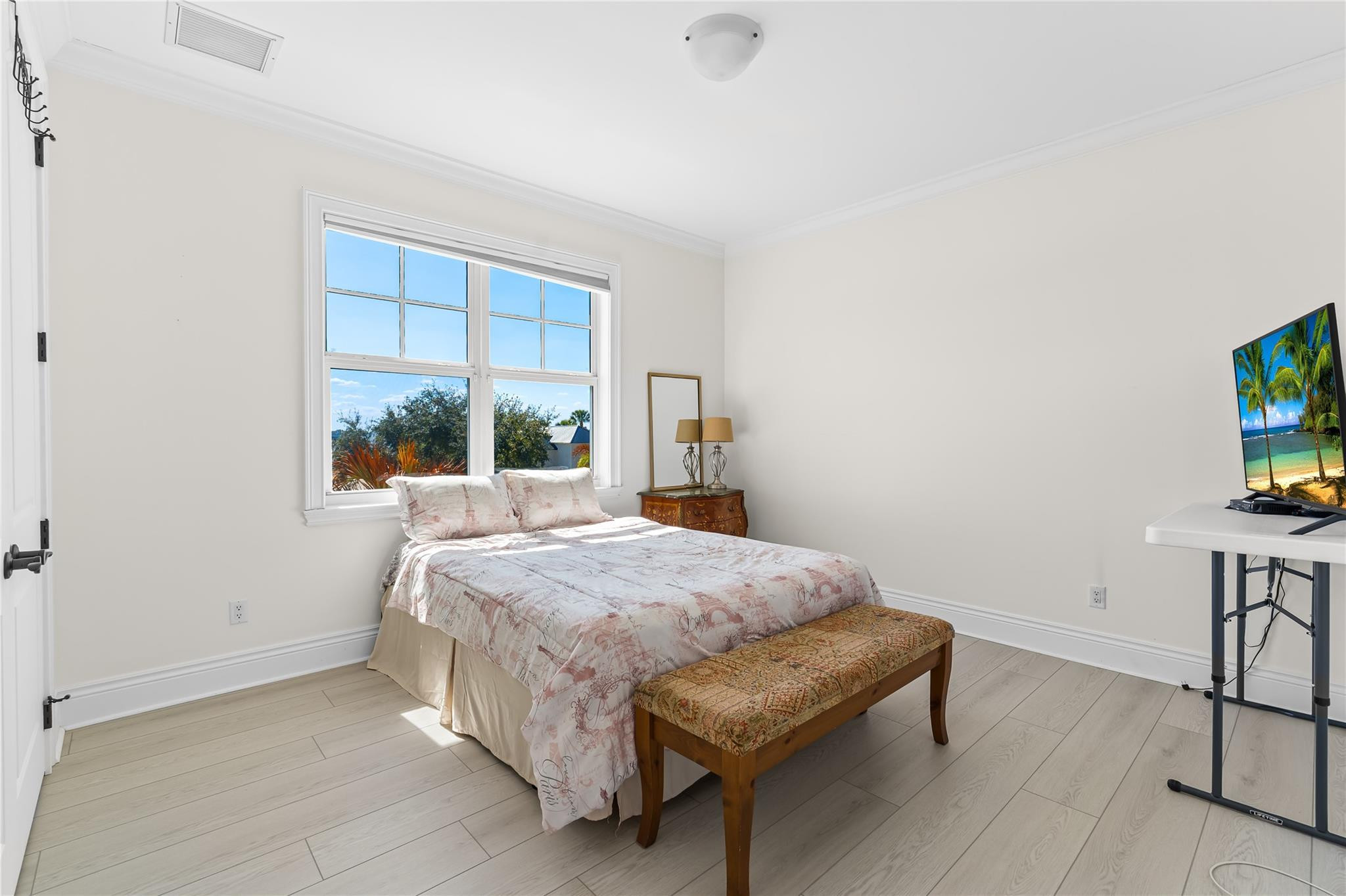 7634 S Polo Grounds Lane